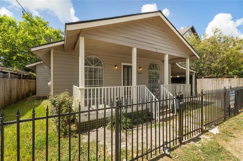 1200 E 24th St, Houston, TX, 77009-1715 | Card Image