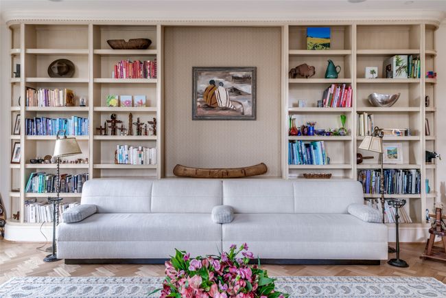 Living room built-ins. | Image 7