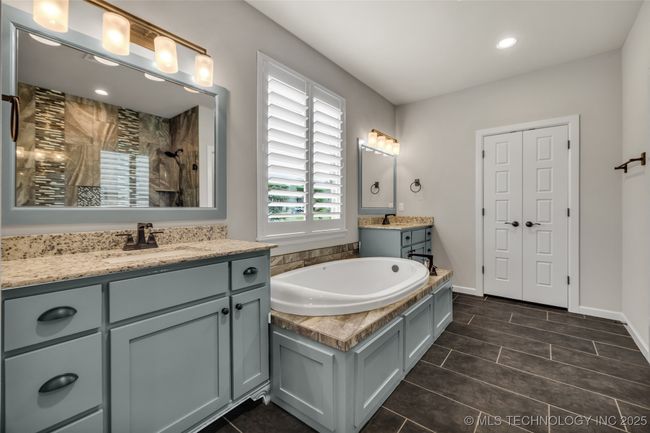 6808 S Chestnut Ave, House other with 4 bedrooms, 3 bathrooms and null parking in Broken Arrow OK | Image 27