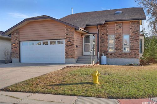 3139 E Thacker Bay, Regina, SK, S4V1Z2 | Card Image