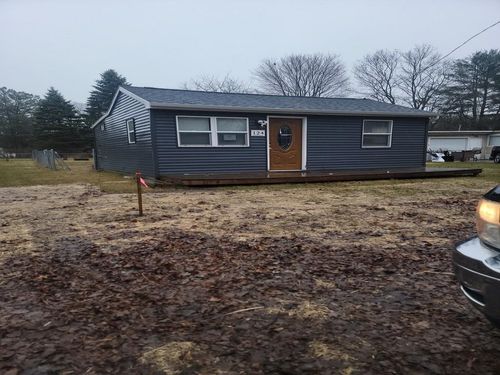 124 N Wheeler St, Oscoda, MI, 48750-1452 | Card Image