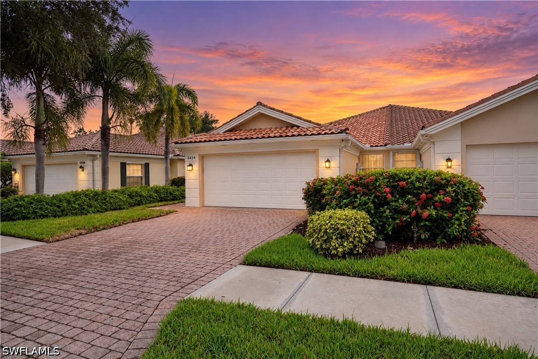 Residential in Naples