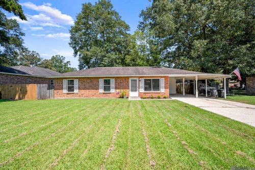 17223 Ashton Ave, Greenwell Springs, LA, 70739-5204 | Card Image