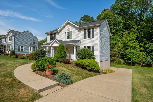 45 Colony Oaks Dr, Pittsburgh, PA, 15209-1256 | Card Image