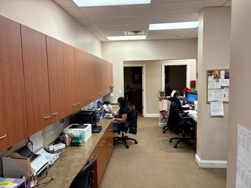 1272-76-1272 American Way, Libertyville, IL, 60048-3936 | Card Image