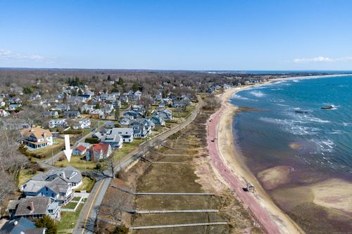 25 Seaview Ave, Madison, CT, 06443-3208 | Card Image