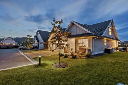 106-1444 Crown Isle Dr, Courtenay, BC, V9N0B8 | Card Image