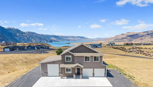 44205 Tyax Ln N, Wilbur, WA, 99185-5031 | Card Image
