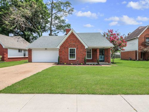 282 Bendigo Dr, Cordova, TN, 38018-7228 | Card Image