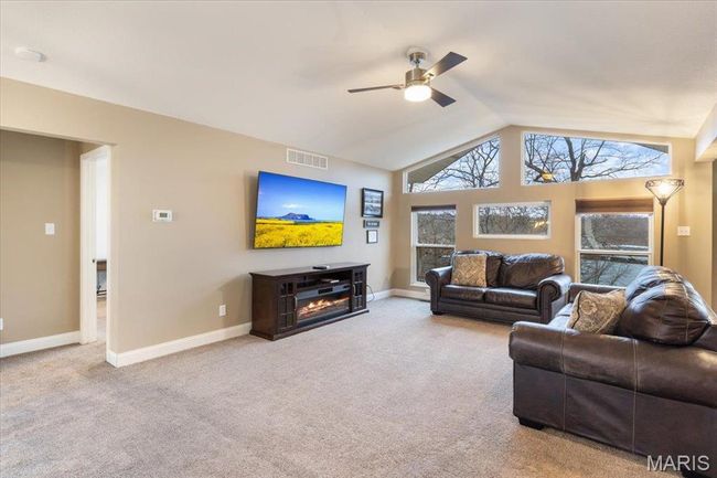 1500 Swiss Village Rd, House other with 1 bedrooms, 4 bathrooms and 2 parking in OSAGE BEACH MO | Image 4