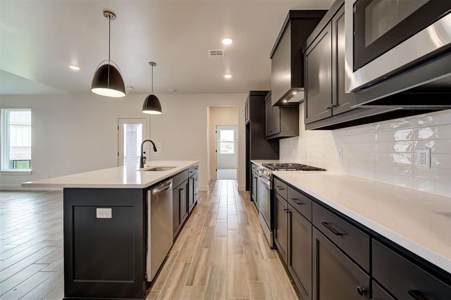 6016 Kinnick Dr, House other with 4 bedrooms, 2 bathrooms and null parking in Edmond OK | Image 16