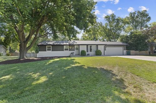 W157N9750 Glenwood Road, Germantown, WI, 53022 | Card Image