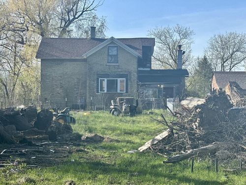 5653 Douglas Avenue, Caledonia, WI, 53402 | Card Image