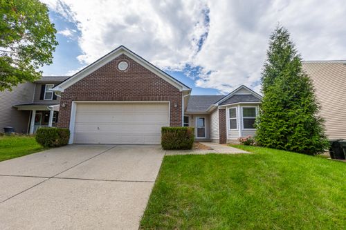 209 Elkhorn Green Pl, Georgetown, KY, 40324-8420 | Card Image