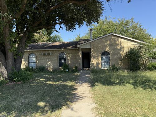 805 Cambridge Dr, Plano, TX, 75023-6803 | Card Image