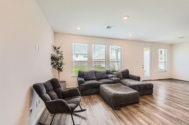 8126 Coco Bluff Dr, House other with 3 bedrooms, 3 bathrooms and 2 parking in Cypress TX | Image 6