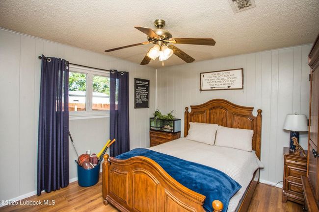 504 Avenue C, House other with 3 bedrooms, 2 bathrooms and null parking in Olton TX | Image 14