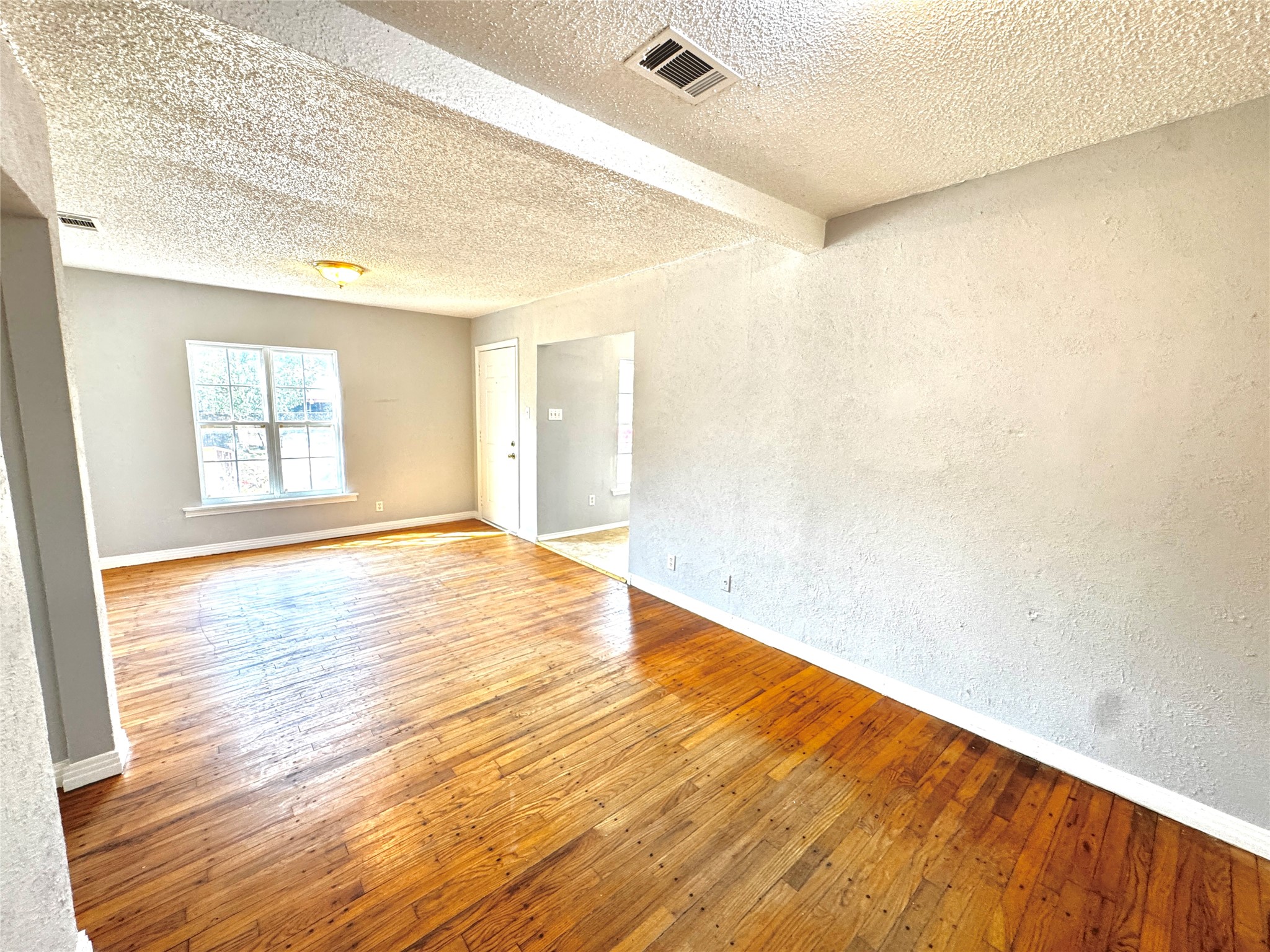 Residential Lease in Irving 3