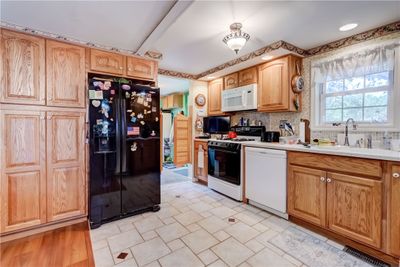 14321 Roosevelt Highway, House other with 2 bedrooms, 2 bathrooms and null parking in Carlton NY | Image 3