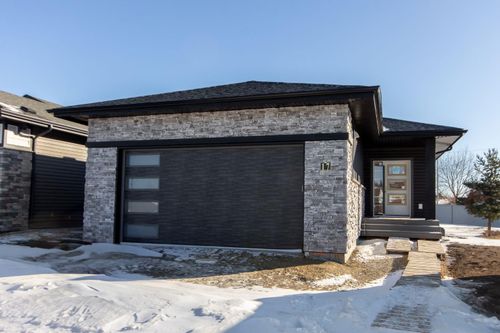 17 Tindale Pl, Red Deer, AB, T4P0T8 | Card Image