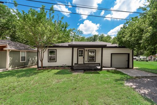 105 Weaver St, Forney, TX, 75126-8504 | Card Image