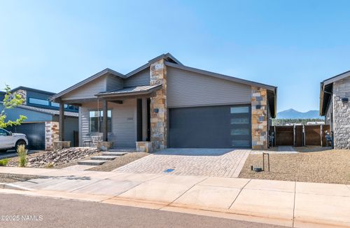 3256 W Lockwood Way, Flagstaff, AZ, 86001-0652 | Card Image
