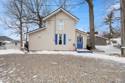 440 Lane 120 Hamilton Lk, Hamilton, IN, 46742-9499 | Card Image