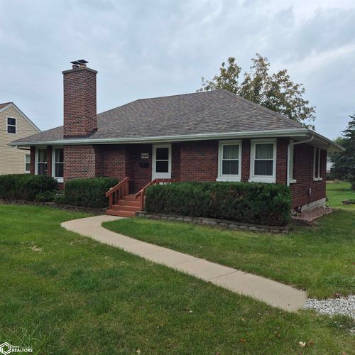 444 Crestview Ave, Ottumwa, IA, 52501-1228 | Card Image