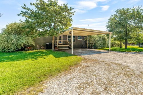 1071 Grimes Rd, Mineral Wells, TX, 76067-3230 | Card Image