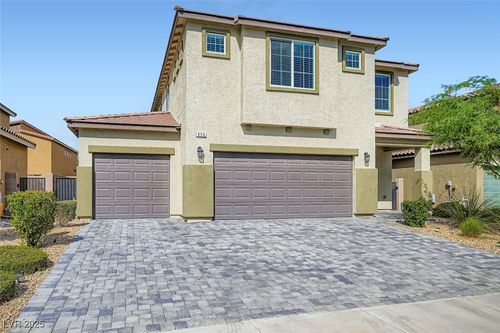 950 Willow Berry Ave, North Las Vegas, NV, 89032-4561 | Card Image