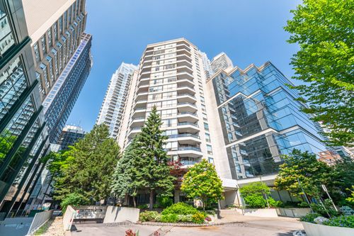 206-30 Holly St, Toronto, ON, M4S3C2 | Card Image
