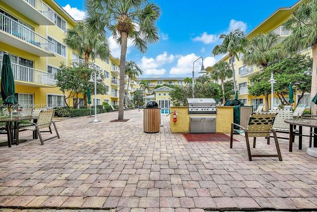 APT-703 - 1501 E Broward Blvd, Condo with 3 bedrooms, 2 bathrooms and null parking in Fort Lauderdale FL | Image 52