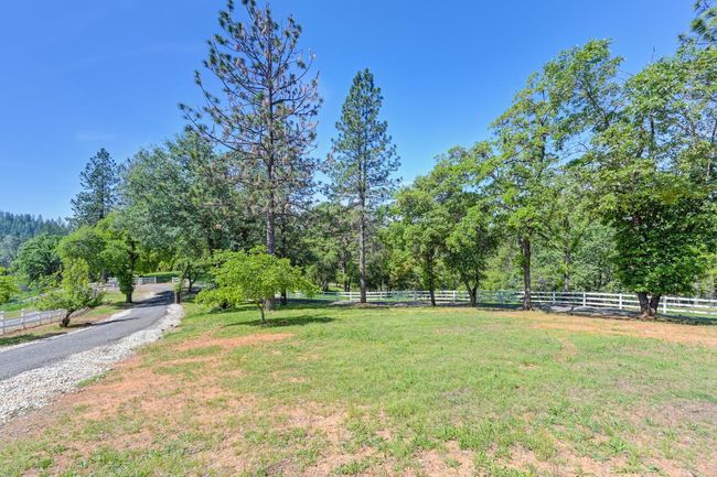 285 Fairidge Dr, House other with 4 bedrooms, 3 bathrooms and null parking in Applegate CA | Image 52