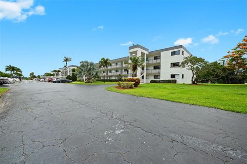214-5598 Witney Dr, Delray Beach, FL, 33484-4007 | Card Image
