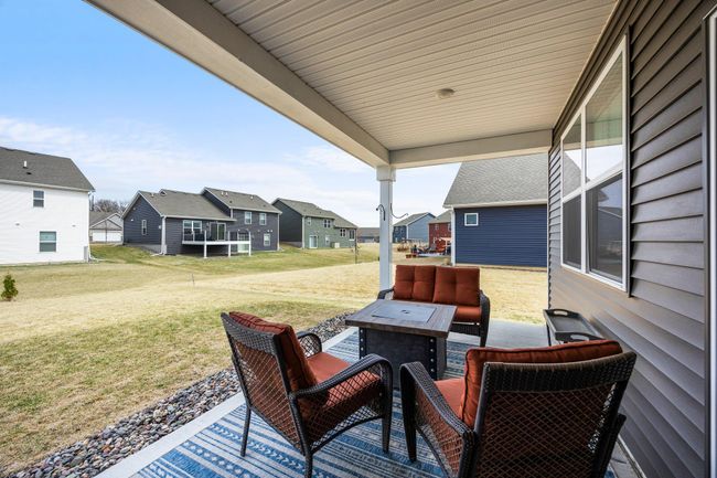 13621 Rosecommon Way, House other with 3 bedrooms, 2 bathrooms and null parking in Rosemount MN | Image 26