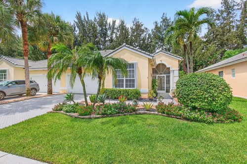 7968 Rockford Rd, Boynton Beach, FL, 33472-2526 | Card Image