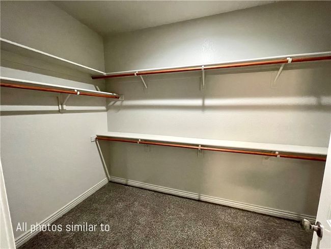 Closet | Image 10