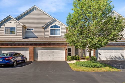17517 S Gilbert Dr, Lockport, IL, 60441-1109 | Card Image