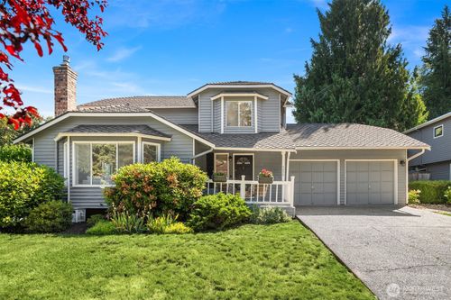 4230 205th Pl Ne, Sammamish, WA, 98074-9301 | Card Image
