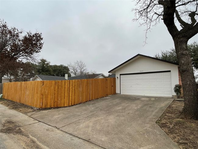 View of garage | Image 20