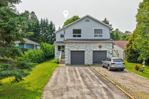 15 Sabrina Park Dr, Huntsville, ON, P1H1L8 | Card Image