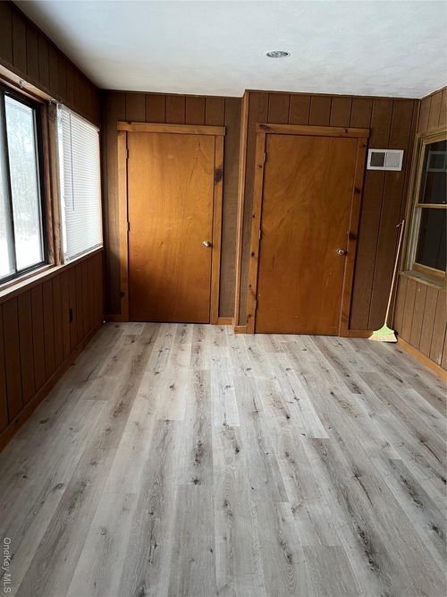 apt-1-1225 Route 9g, Hyde Park, NY, 12538-2085 | Card Image