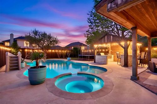 1521 Home Park Dr, Allen, TX, 75002-4585 | Card Image