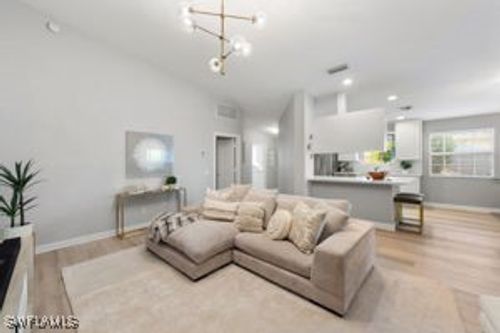 3238 Barbados Ln, NAPLES, FL, 34119-1611 | Card Image