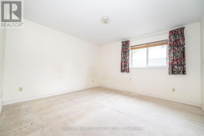 11 Banting Dr, House other with 4 bedrooms, 2 bathrooms and 5 parking in Deep River ON | Image 17