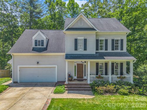 1042 Columbine Rd, Asheville, NC, 28803-2398 | Card Image