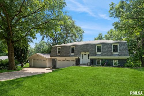 15611 Willow Ct, Sterling, IL, 61081-7927 | Card Image