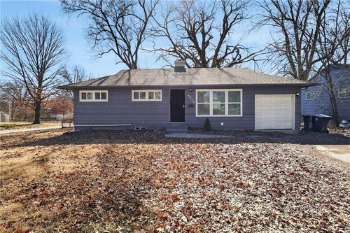 7611 E 107th St, Kansas City, MO, 64134-2870 | Card Image