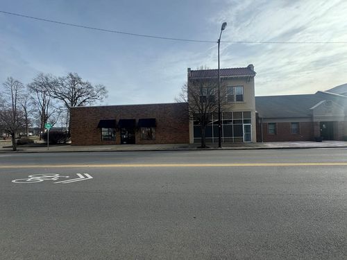 2-826 Chillicothe St, Portsmouth, OH, 45662-4028 | Card Image