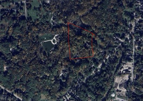 160 Miles Rd, Moreland Hills, OH, 44022-3608 | Card Image